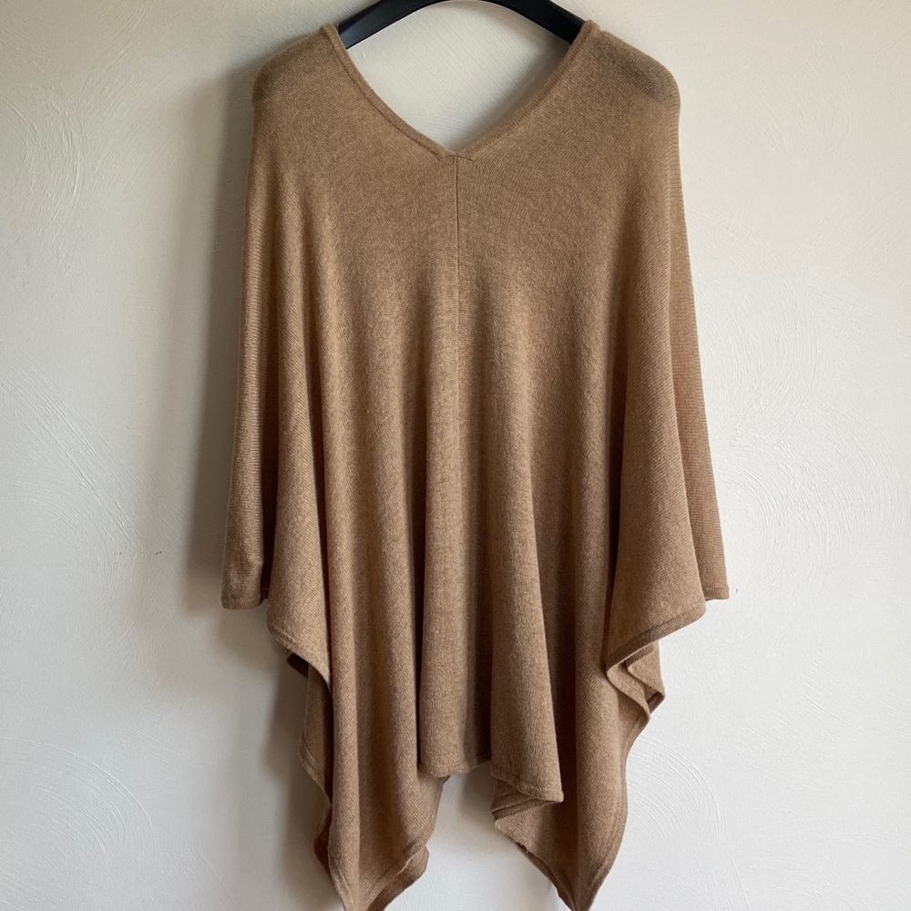 North Eleven Chic Cashmere/Wool bland Tan Women's Poncho